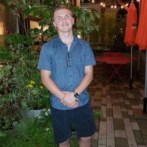 Meet your Posher, Luke